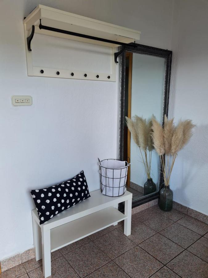 Apartment Gabriela Rakovica Exterior foto